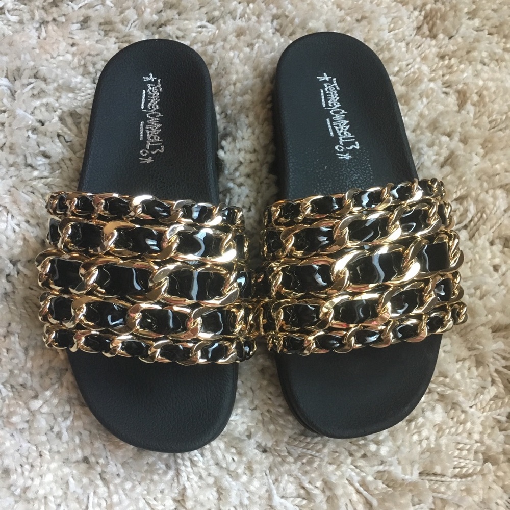 Jeffrey Campbell slide chain